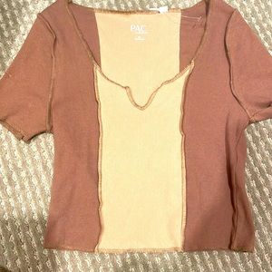 Tan & brown crop top xs woman’s never worn good material